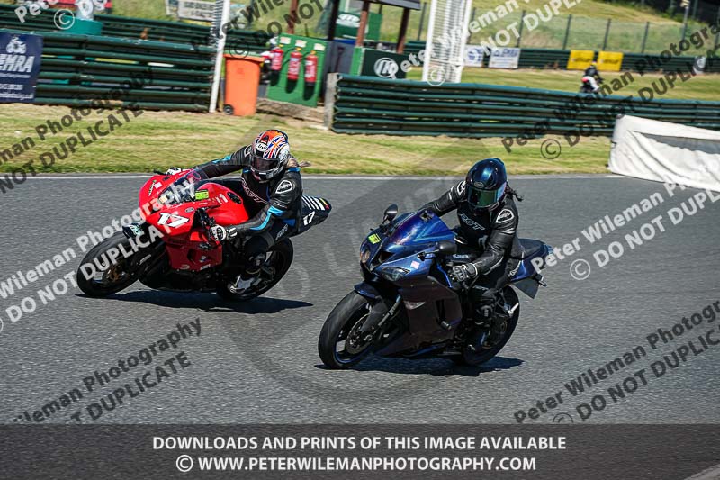 enduro digital images;event digital images;eventdigitalimages;mallory park;mallory park photographs;mallory park trackday;mallory park trackday photographs;no limits trackdays;peter wileman photography;racing digital images;trackday digital images;trackday photos